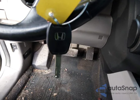 2013 Honda Pilot Touring z USA, uszkodzony, nr VIN 5FNYF3H98DB032451